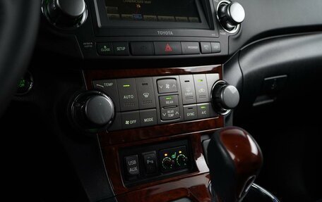Toyota Highlander III, 2012 год, 1 677 077 рублей, 16 фотография