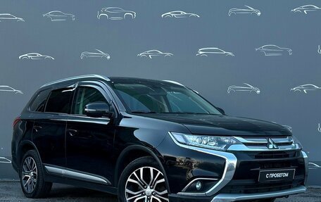 Mitsubishi Outlander III рестайлинг 3, 2018 год, 1 898 600 рублей, 3 фотография