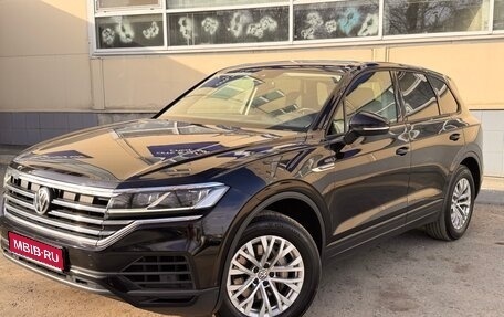 Volkswagen Touareg III, 2018 год, 3 550 000 рублей, 1 фотография