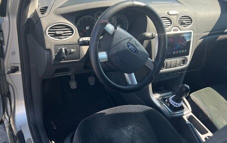 Ford Focus II рестайлинг, 2005 год, 310 000 рублей, 12 фотография