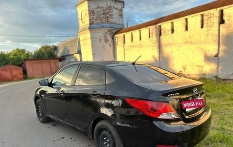 Hyundai Solaris II рестайлинг, 2011 год, 500 000 рублей, 3 фотография