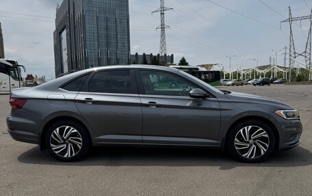 Volkswagen Jetta VII, 2018 год, 1 780 000 рублей, 3 фотография