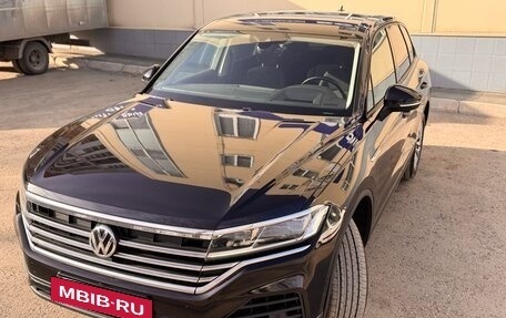 Volkswagen Touareg III, 2018 год, 3 550 000 рублей, 2 фотография