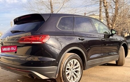 Volkswagen Touareg III, 2018 год, 3 550 000 рублей, 9 фотография