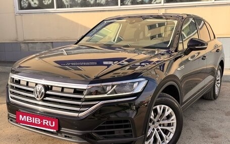 Volkswagen Touareg III, 2018 год, 3 550 000 рублей, 7 фотография