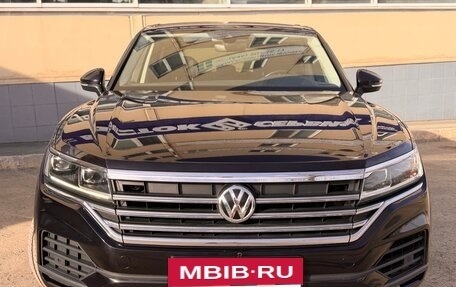Volkswagen Touareg III, 2018 год, 3 550 000 рублей, 6 фотография