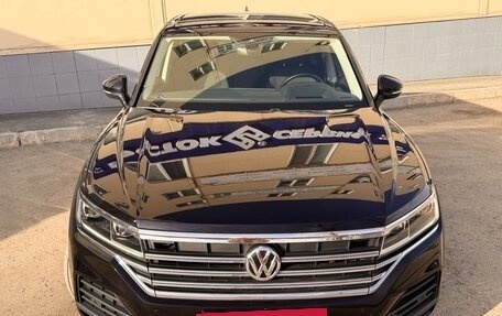 Volkswagen Touareg III, 2018 год, 3 550 000 рублей, 3 фотография