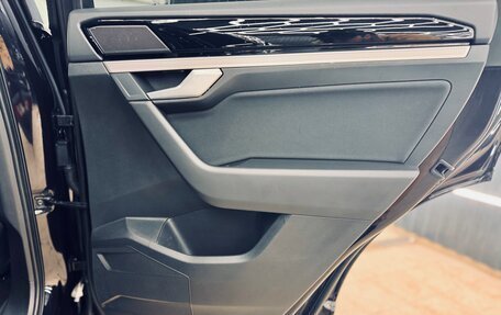 Volkswagen Touareg III, 2018 год, 3 550 000 рублей, 29 фотография