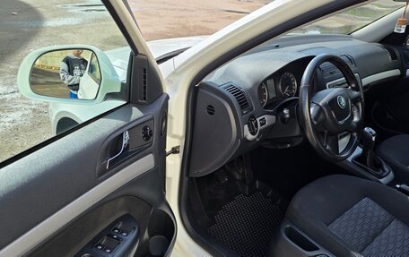 Skoda Octavia, 2012 год, 950 000 рублей, 12 фотография
