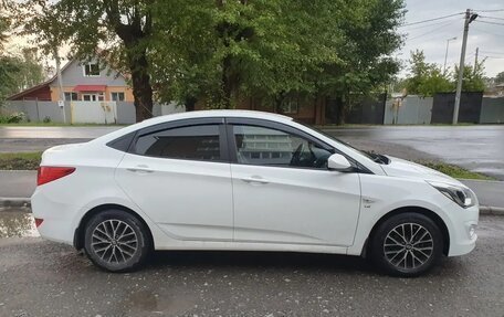 Hyundai Solaris II рестайлинг, 2015 год, 1 050 000 рублей, 7 фотография