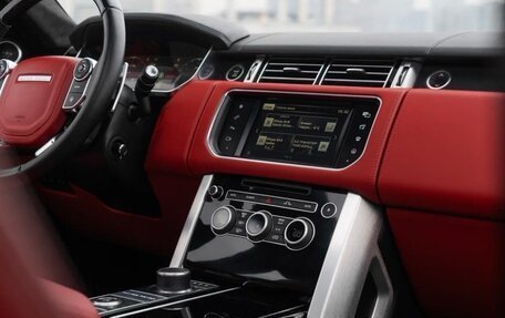 Land Rover Range Rover IV рестайлинг, 2016 год, 5 500 000 рублей, 17 фотография