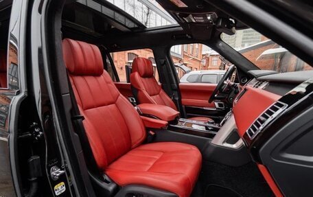 Land Rover Range Rover IV рестайлинг, 2016 год, 5 500 000 рублей, 34 фотография