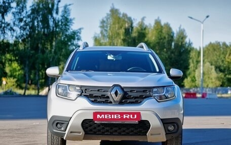 Renault Duster, 2022 год, 2 075 000 рублей, 2 фотография