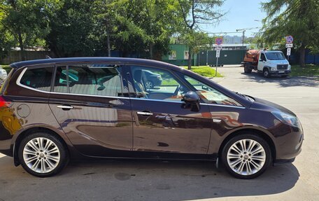 Opel Zafira C рестайлинг, 2013 год, 1 250 000 рублей, 5 фотография