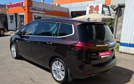 Opel Zafira C рестайлинг, 2013 год, 1 250 000 рублей, 2 фотография