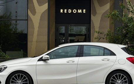 Mercedes-Benz A-Класс, 2015 год, 1 690 000 рублей, 2 фотография