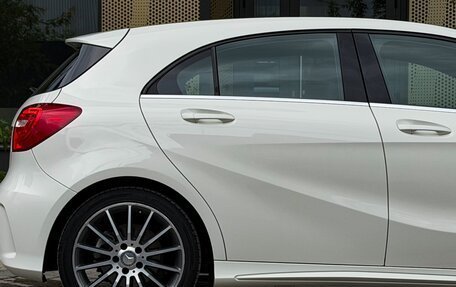 Mercedes-Benz A-Класс, 2015 год, 1 690 000 рублей, 12 фотография