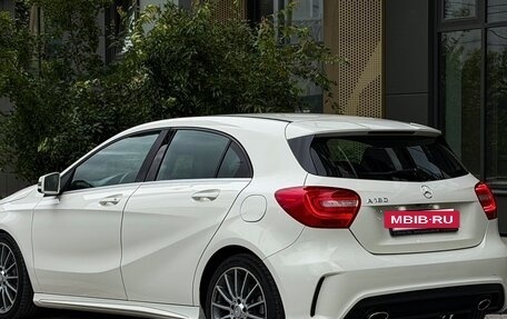 Mercedes-Benz A-Класс, 2015 год, 1 690 000 рублей, 3 фотография