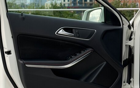 Mercedes-Benz A-Класс, 2015 год, 1 690 000 рублей, 22 фотография