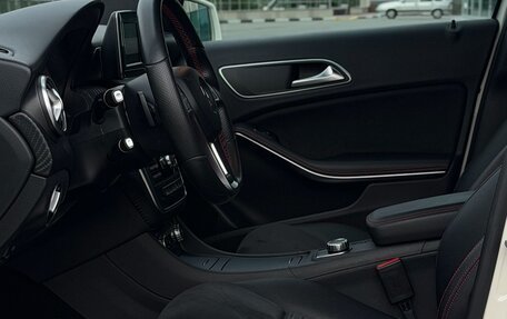 Mercedes-Benz A-Класс, 2015 год, 1 690 000 рублей, 24 фотография