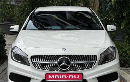 Mercedes-Benz A-Класс, 2015 год, 1 690 000 рублей, 18 фотография