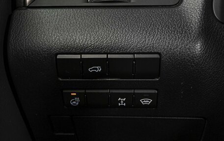 Lexus RX IV рестайлинг, 2016 год, 3 225 000 рублей, 20 фотография