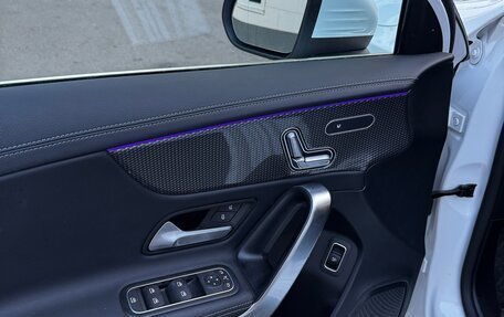 Mercedes-Benz A-Класс, 2022 год, 3 200 000 рублей, 8 фотография