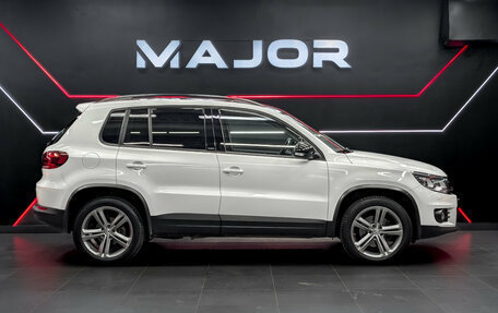 Volkswagen Tiguan I, 2016 год, 1 850 000 рублей, 4 фотография