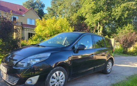 Renault Scenic III, 2009 год, 630 000 рублей, 2 фотография