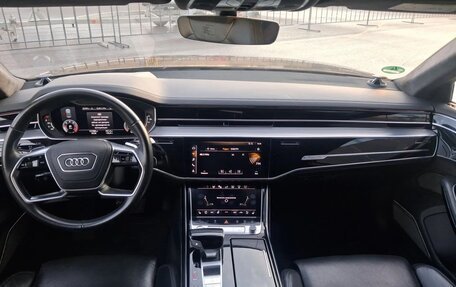 Audi A8, 2019 год, 4 000 000 рублей, 6 фотография