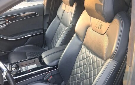 Audi A8, 2019 год, 4 000 000 рублей, 5 фотография
