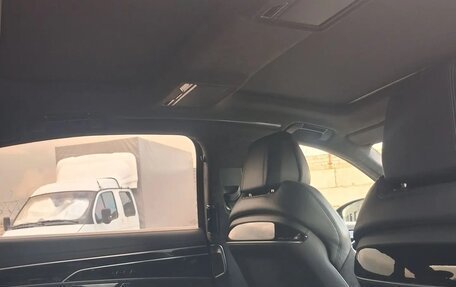 Audi A8, 2019 год, 4 000 000 рублей, 11 фотография