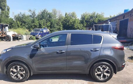 KIA Sportage IV рестайлинг, 2021 год, 2 300 000 рублей, 6 фотография