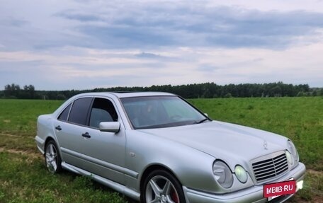 Mercedes-Benz E-Класс, 1996 год, 530 000 рублей, 3 фотография