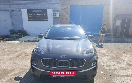 KIA Sportage IV рестайлинг, 2021 год, 2 300 000 рублей, 4 фотография