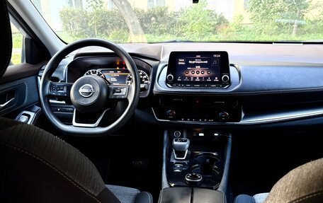Nissan Rogue, 2022 год, 2 800 000 рублей, 4 фотография