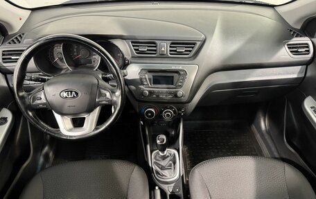 KIA Rio III рестайлинг, 2014 год, 899 800 рублей, 9 фотография