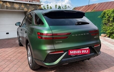 Genesis GV70, 2021 год, 4 900 000 рублей, 3 фотография