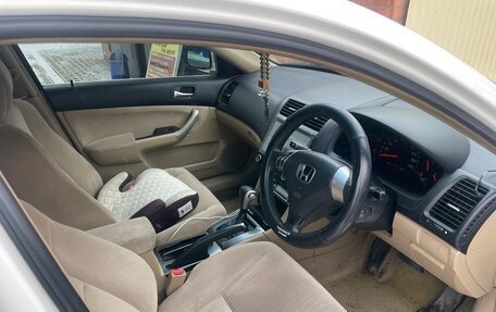 Honda Accord VII рестайлинг, 2003 год, 700 000 рублей, 21 фотография