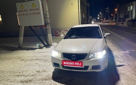 Honda Accord VII рестайлинг, 2003 год, 700 000 рублей, 27 фотография