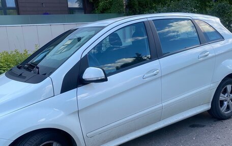 Mercedes-Benz B-Класс, 2010 год, 1 030 000 рублей, 2 фотография