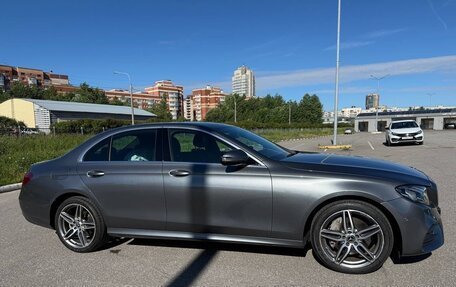 Mercedes-Benz E-Класс, 2019 год, 4 400 000 рублей, 6 фотография