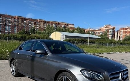 Mercedes-Benz E-Класс, 2019 год, 4 400 000 рублей, 2 фотография