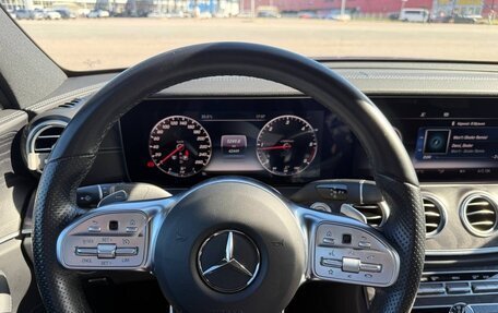 Mercedes-Benz E-Класс, 2019 год, 4 400 000 рублей, 15 фотография