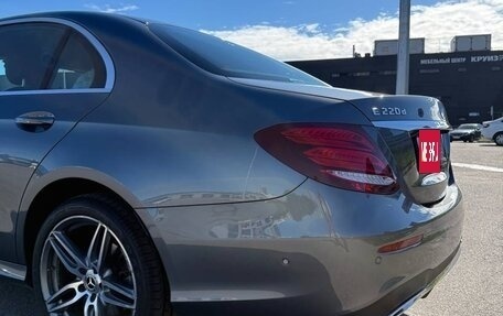 Mercedes-Benz E-Класс, 2019 год, 4 400 000 рублей, 10 фотография
