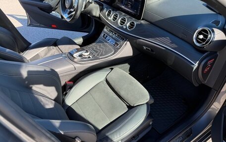 Mercedes-Benz E-Класс, 2019 год, 4 400 000 рублей, 17 фотография
