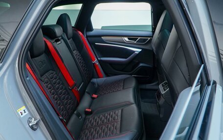Audi RS 6, 2023 год, 14 345 055 рублей, 7 фотография