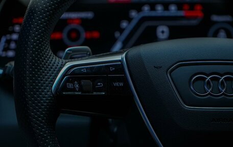 Audi RS 6, 2023 год, 14 345 055 рублей, 16 фотография