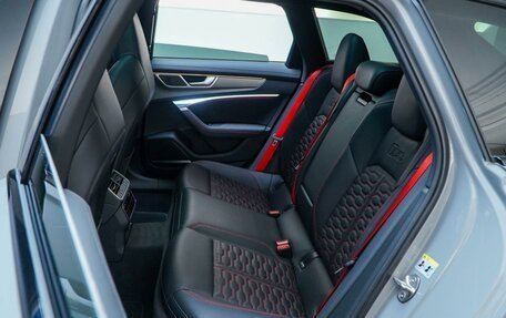 Audi RS 6, 2023 год, 14 345 055 рублей, 9 фотография