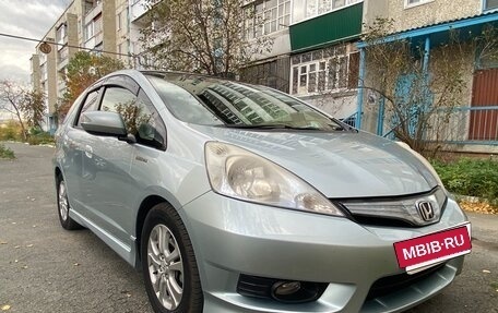Honda Fit Shuttle I рестайлинг, 2012 год, 1 000 000 рублей, 4 фотография